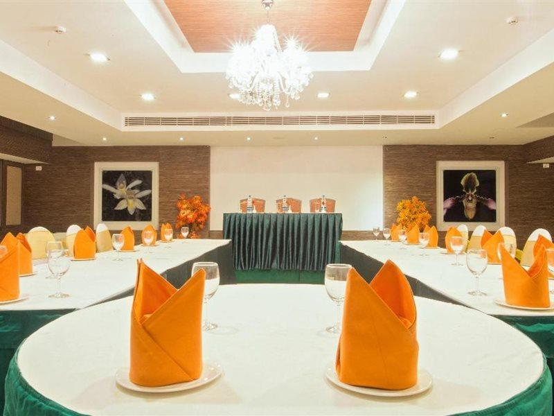 Clinton Park Inn Веланканни Экстерьер фото